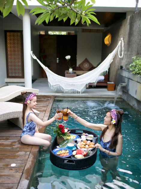 Floating Breakfast - Bali Mandira Beach Resort & Spa